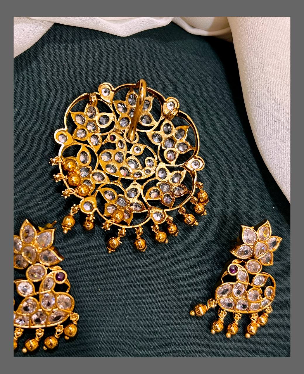 Flower and Peacock White Stone Pendent - VP0010