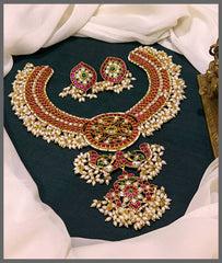 Jadau Moon Necklace With Earrings - KN00524