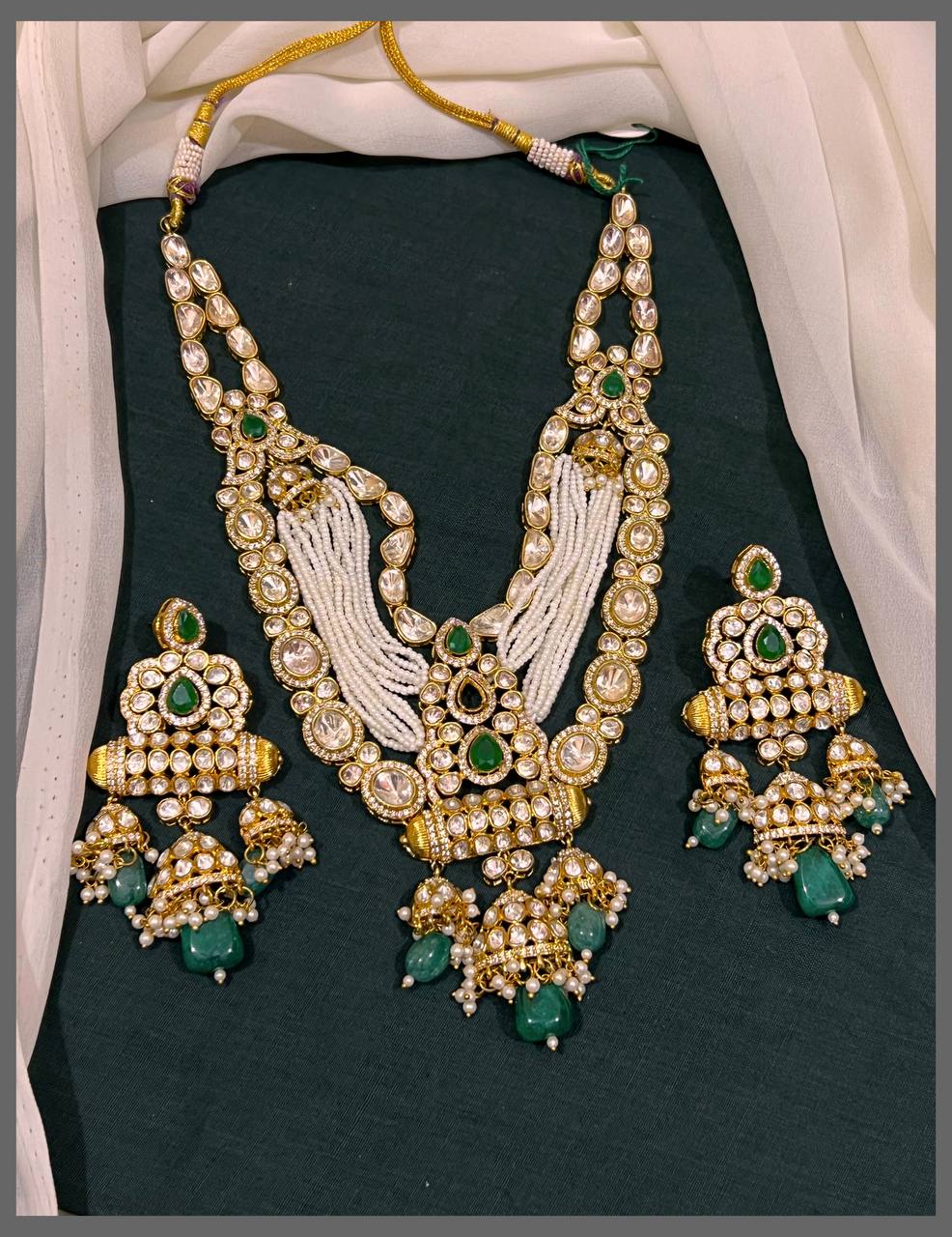 Moissanite with Emerald Stone Haram in Kundan - KH00319