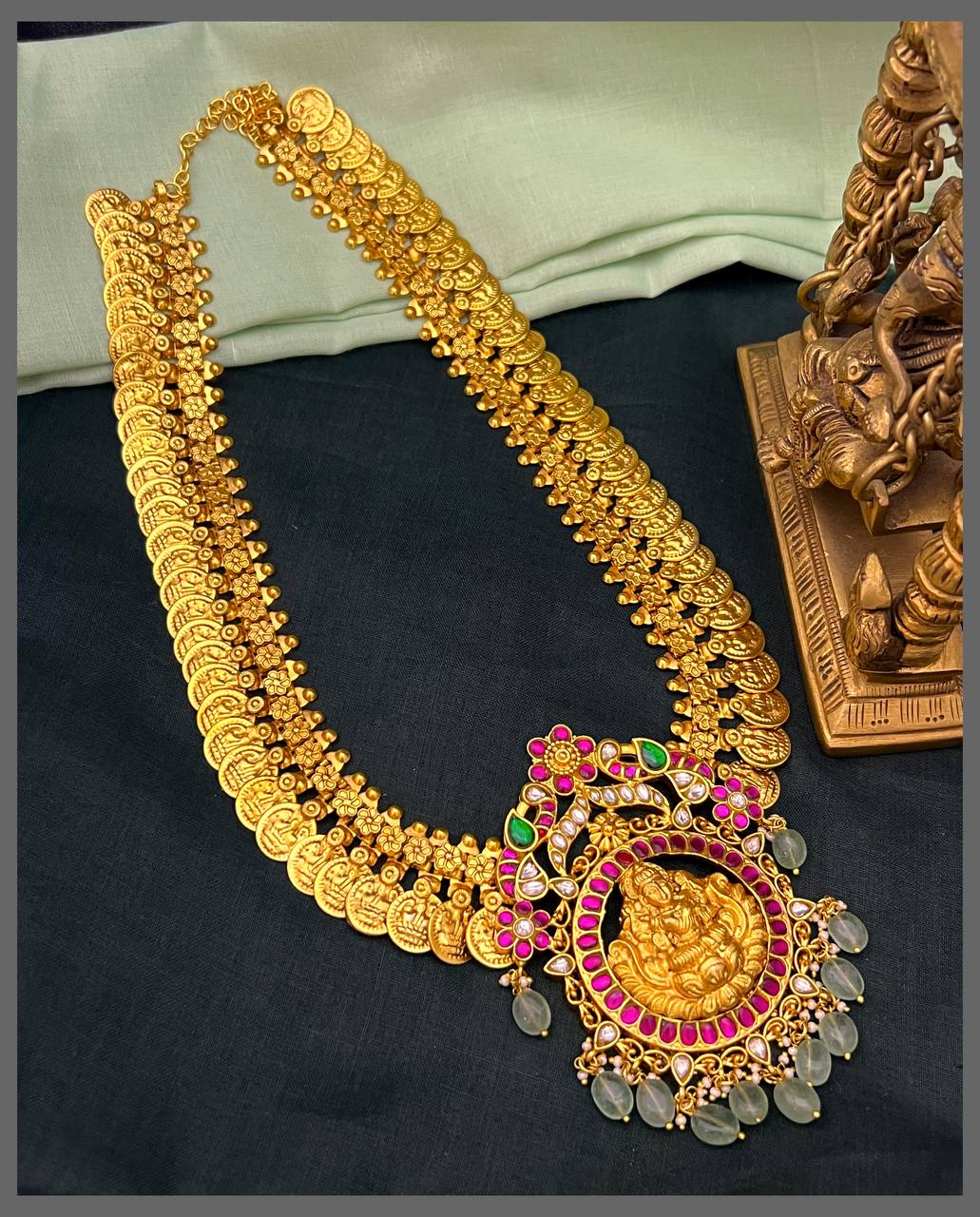 Kaasu Haram with Lakshmi Pendant in Kundan - KH00348