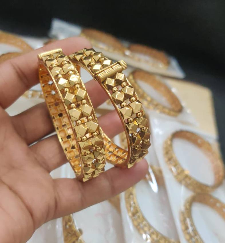 Nakshi Finish Openable Bangles - BG00626