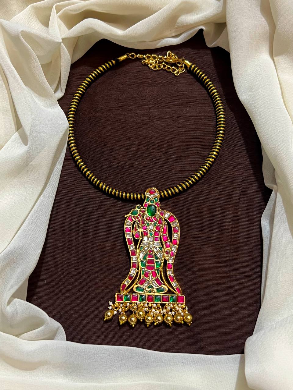 Meenakshi Amman Jadau Pendant With Black Kante - BD0019