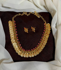 Lakshmi Kaasu With Red Stone And Pair of Earrings - NN0045