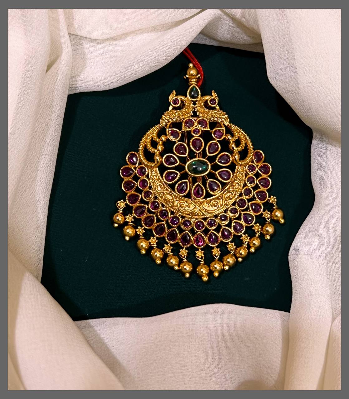 Antique Peacock  Jada Billa - HA00120