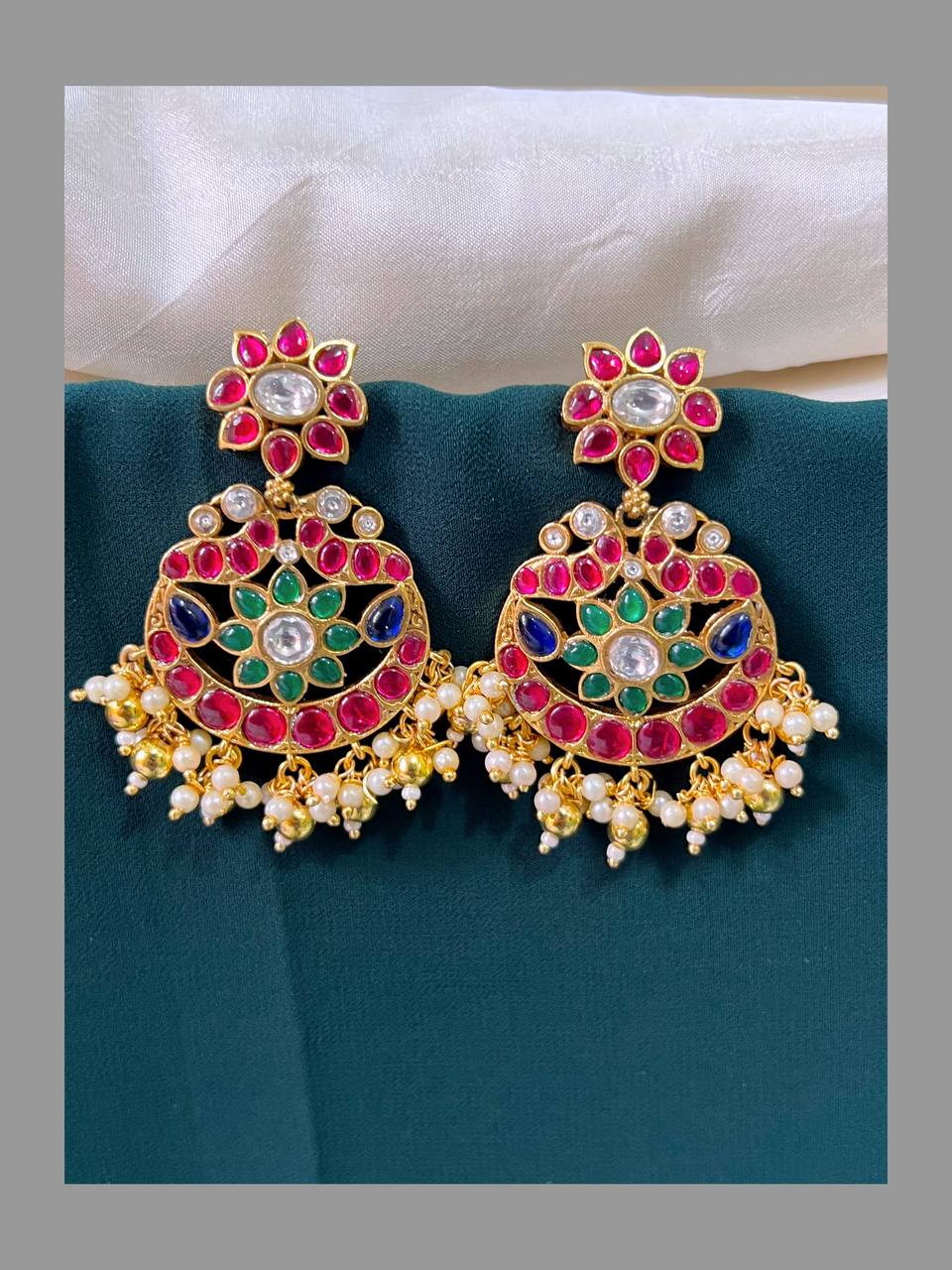 Beautiful Multi flower Earring In Kundan - KE00167