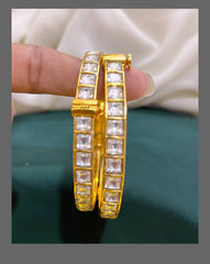White Stone Screw Bangles Size 2.6 in kundan - BG0055