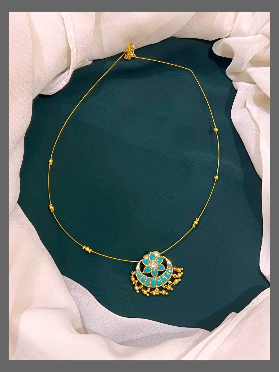 Invisible Chain With ChandBali Pendent - KN00454