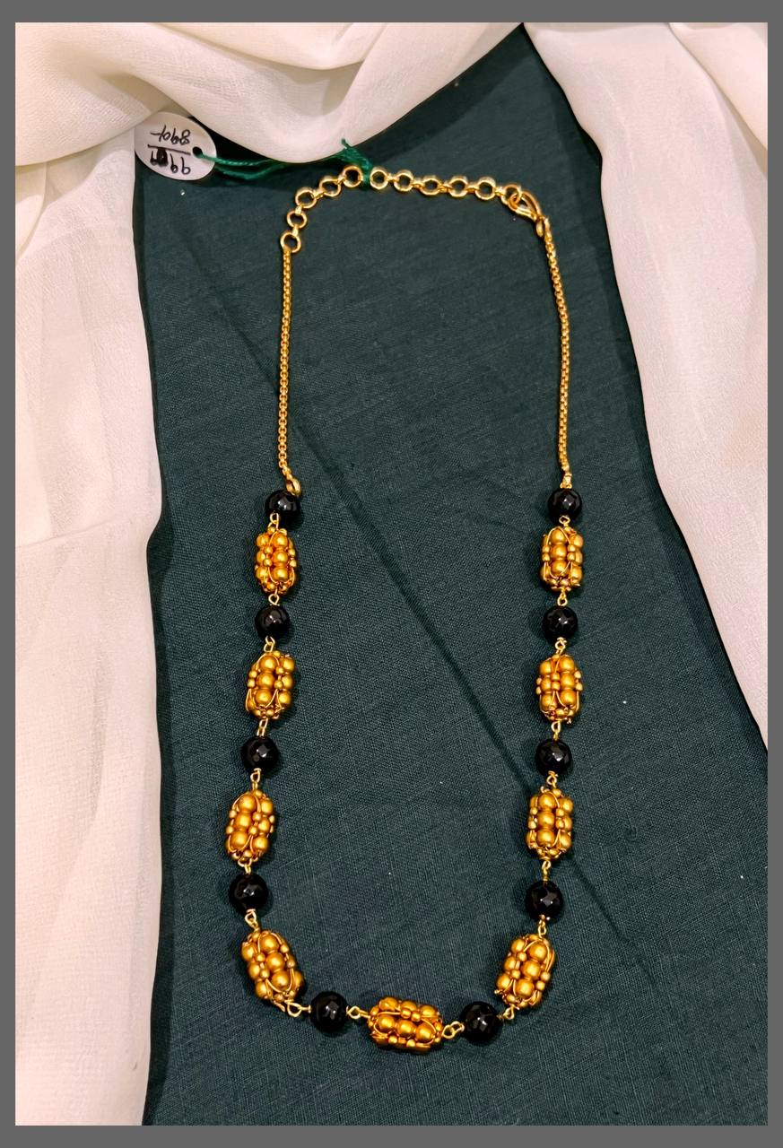 Black and Gold Beads Necklace - PB00363