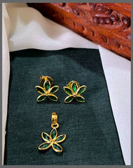 Stone Flower Pendant With Earring - NP0082