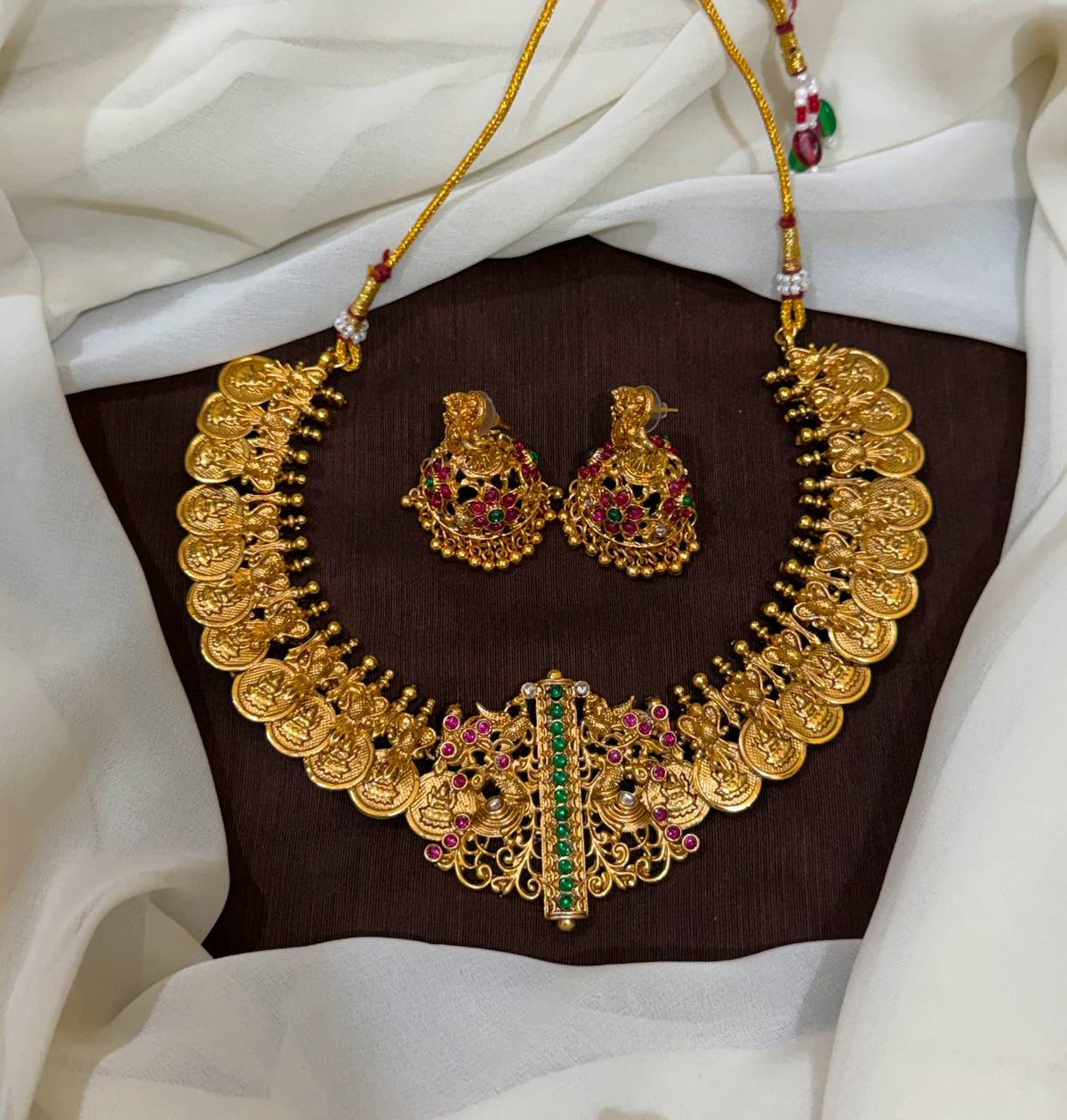 Kaasu Nakshi Necklace With Green And Red Stones -NN0038