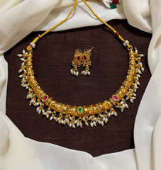 Kante Set With Pota Stone And Rice Pearls - NN00188