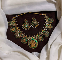 Emerald Lakshmi Bottu Neckalce With Earrings - NN001006