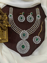 Daimond detachable pendant combo with Earrings and Tika - DH008