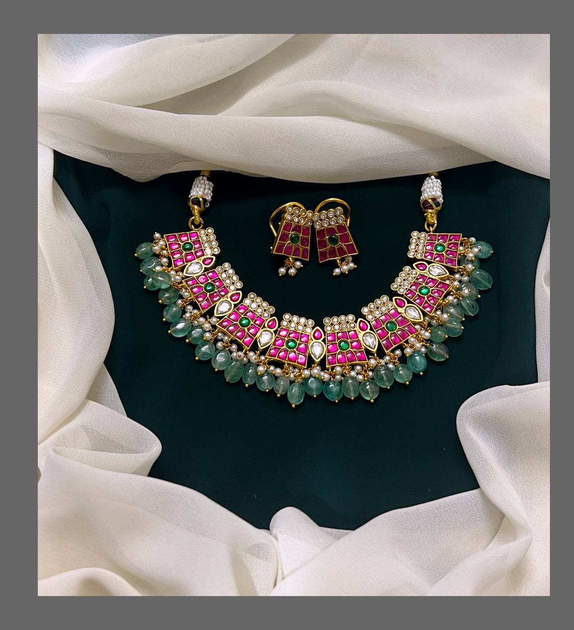 Vintage Collection in Kundan - KN00236