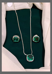 Beautiful Stones Pendent In Diamond Necklace - DN0037