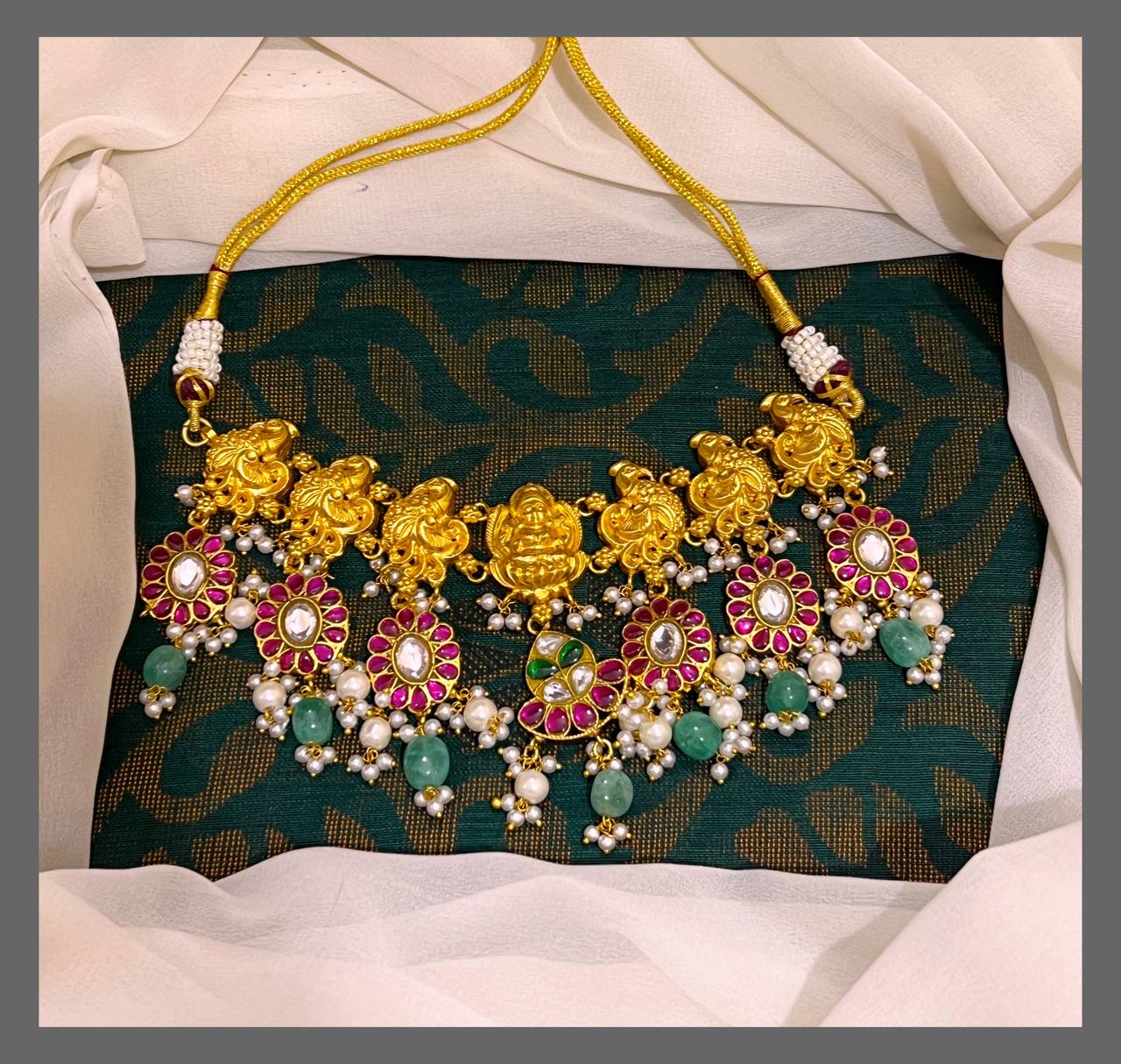Lakshmi Jadau Choker - KN00154