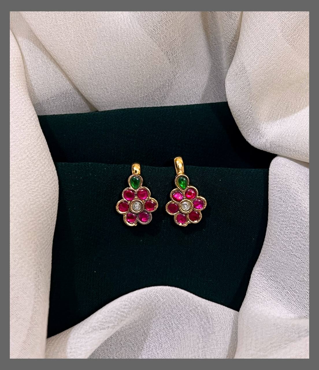 Small Flower Bugadi - BU00128