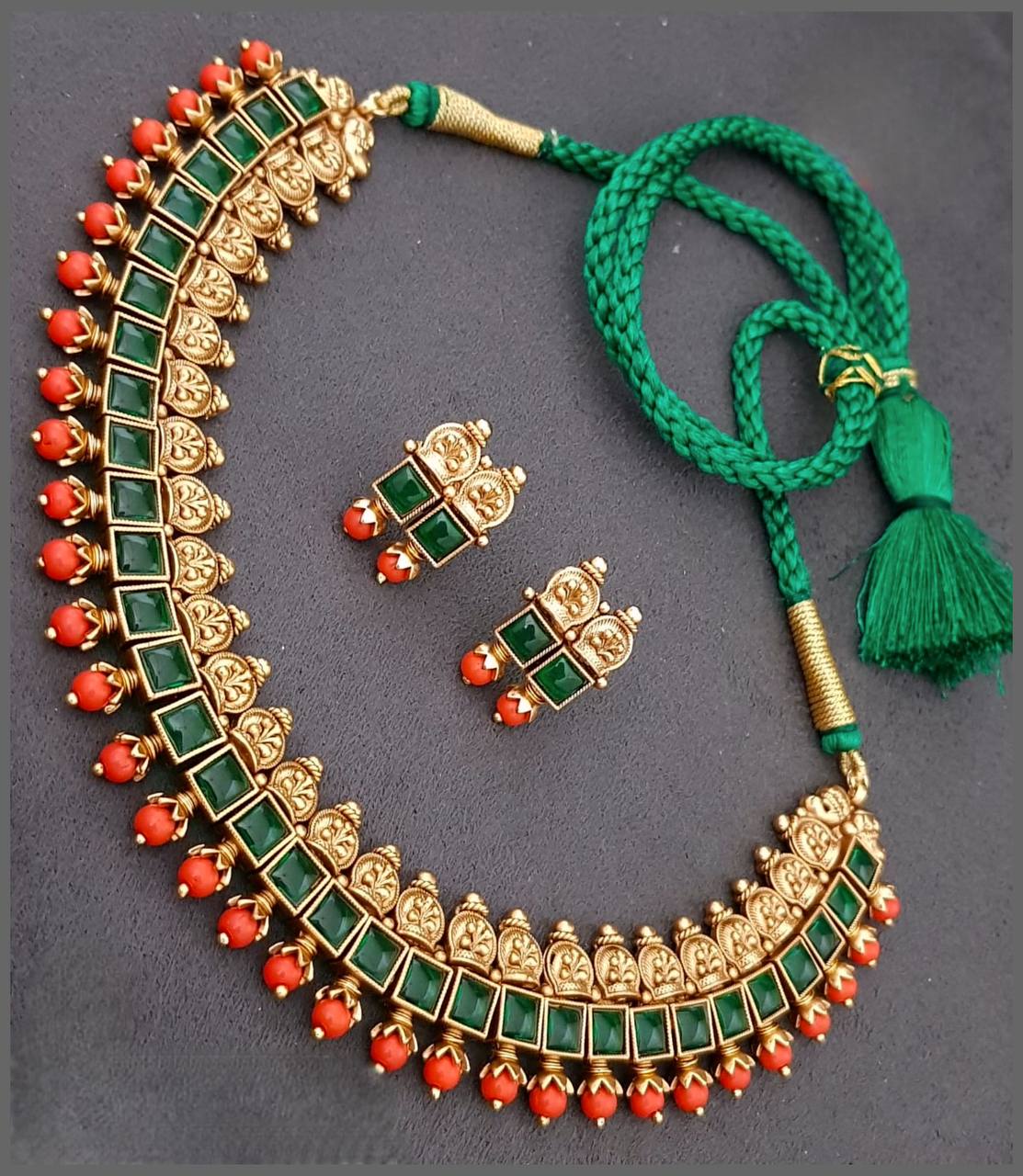 Beautiful Coral Necklace in Nakshi - NN00456