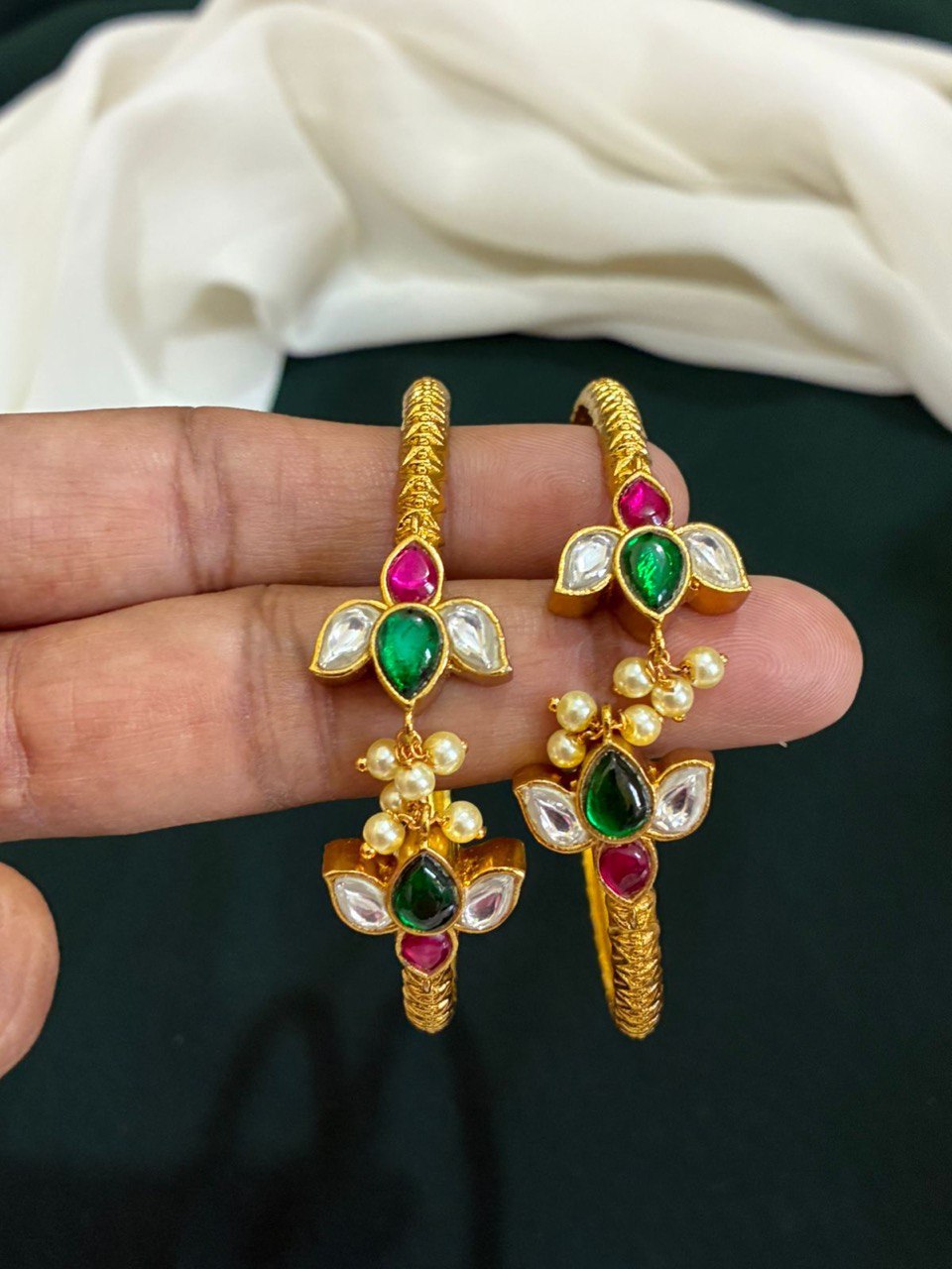 Jadau Lotus Bangles - BG00175