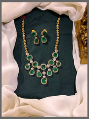 Elegant Emerald Necklace In Victorian - VN00140