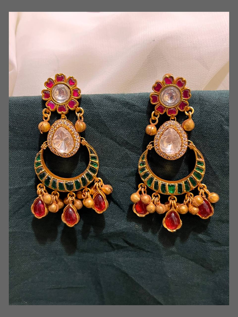 Beautiful Flower with Hanging Earring in Kundan - KE00498