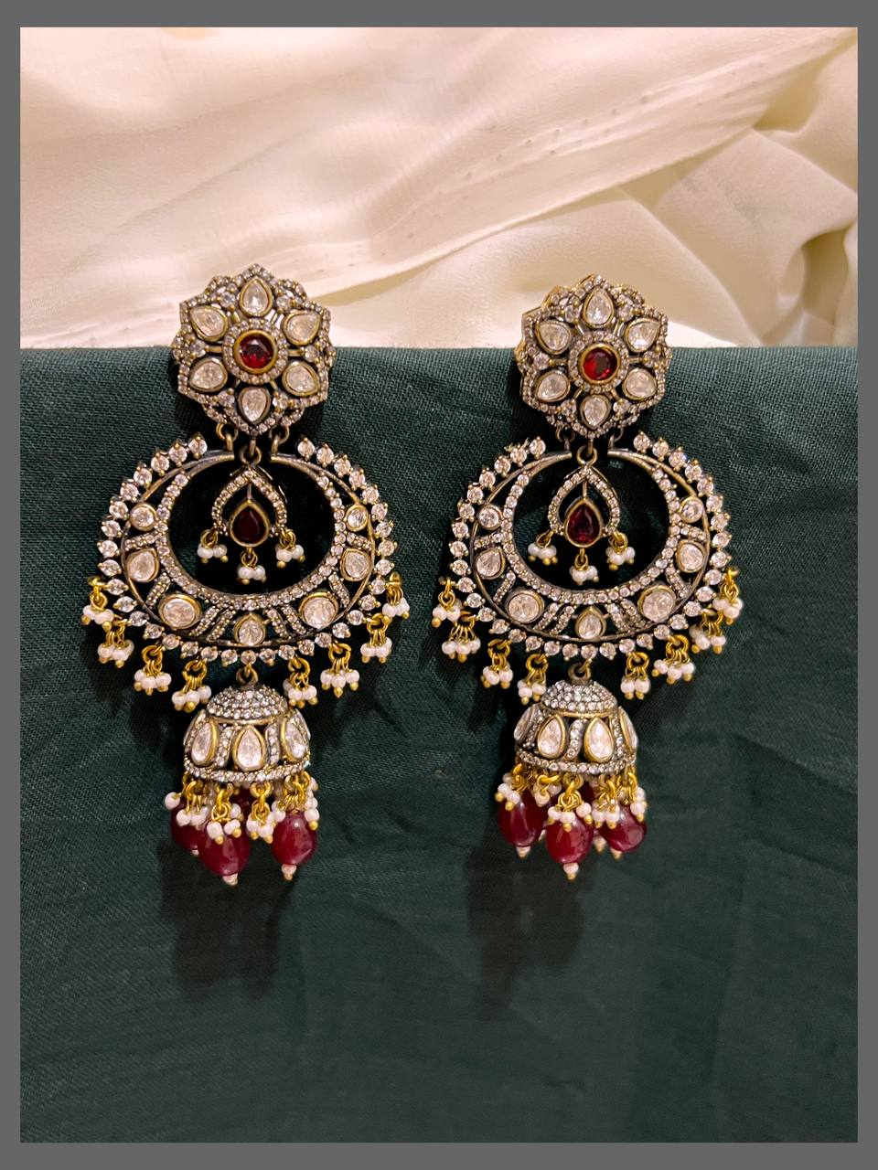White Stone Hanging With Jhumki - VE00199