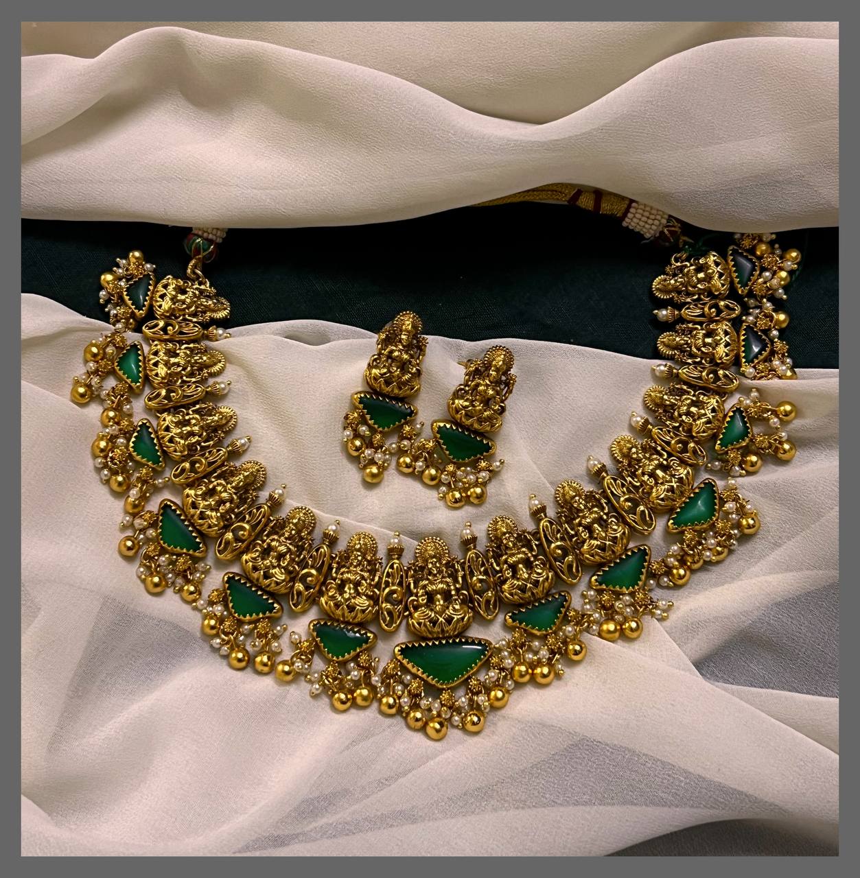 Lakshmi and Emerald Stone Necklace In Nakshi - NN00624