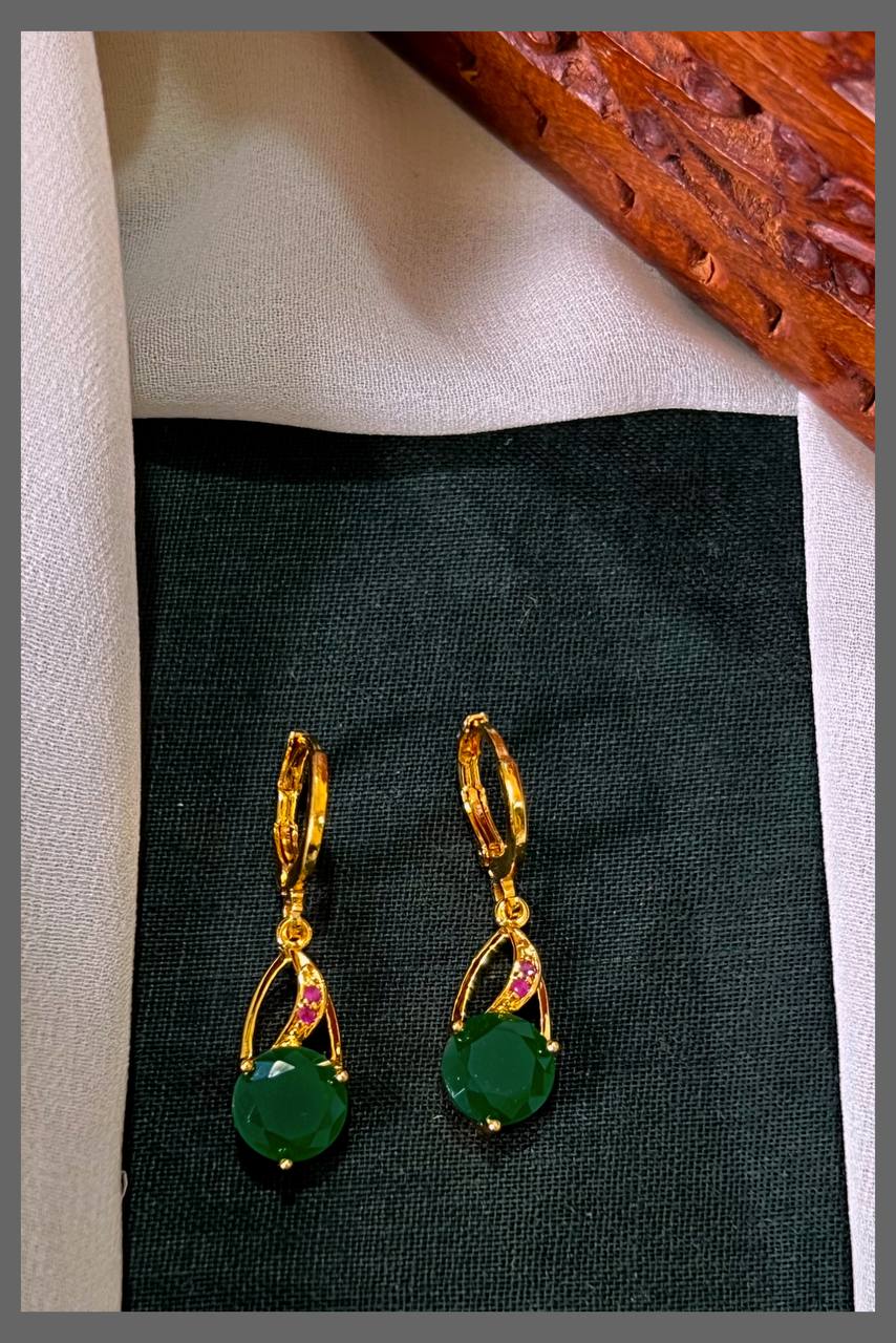 Beautiful Stone Hanging - NE00590