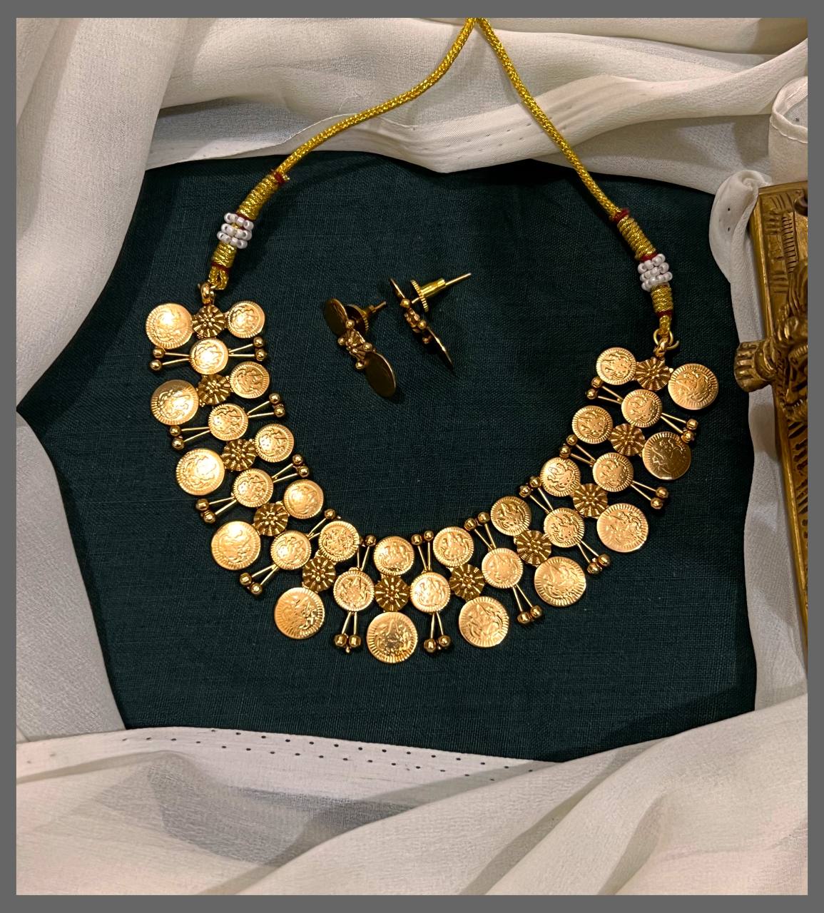 3 Layer Elegant Kaasu Necklace in Nakshi - NN00758