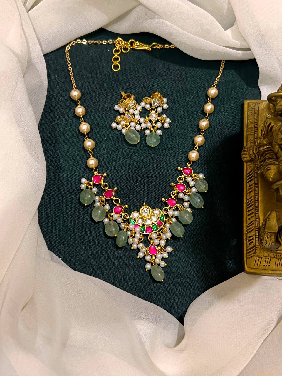 Jadau Pearl Moon Pendant Set - KN00105