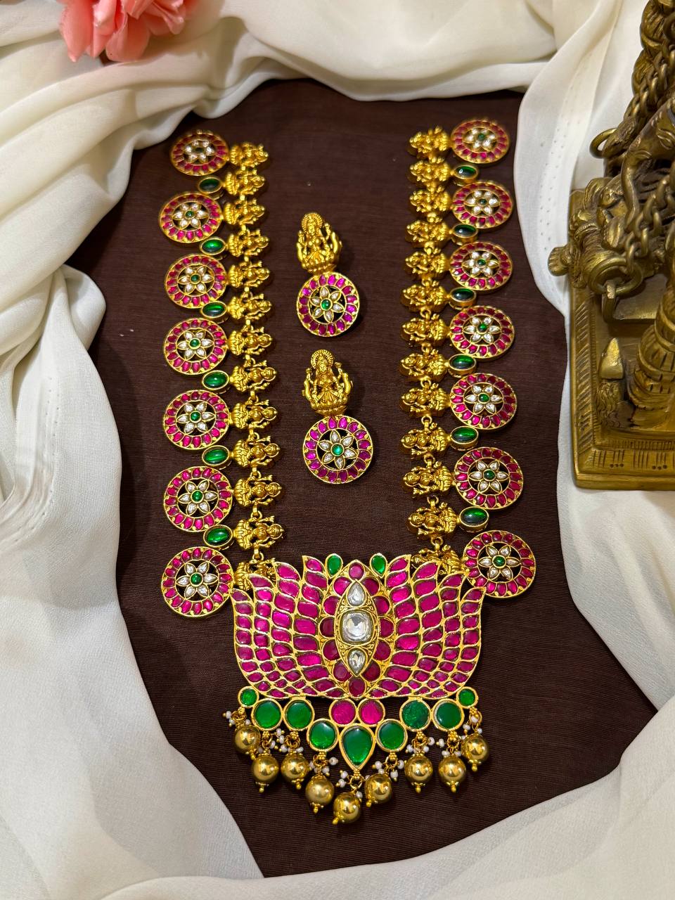Jadau Bottu Haram With Lotus Pendant And Earrings -  KH00431