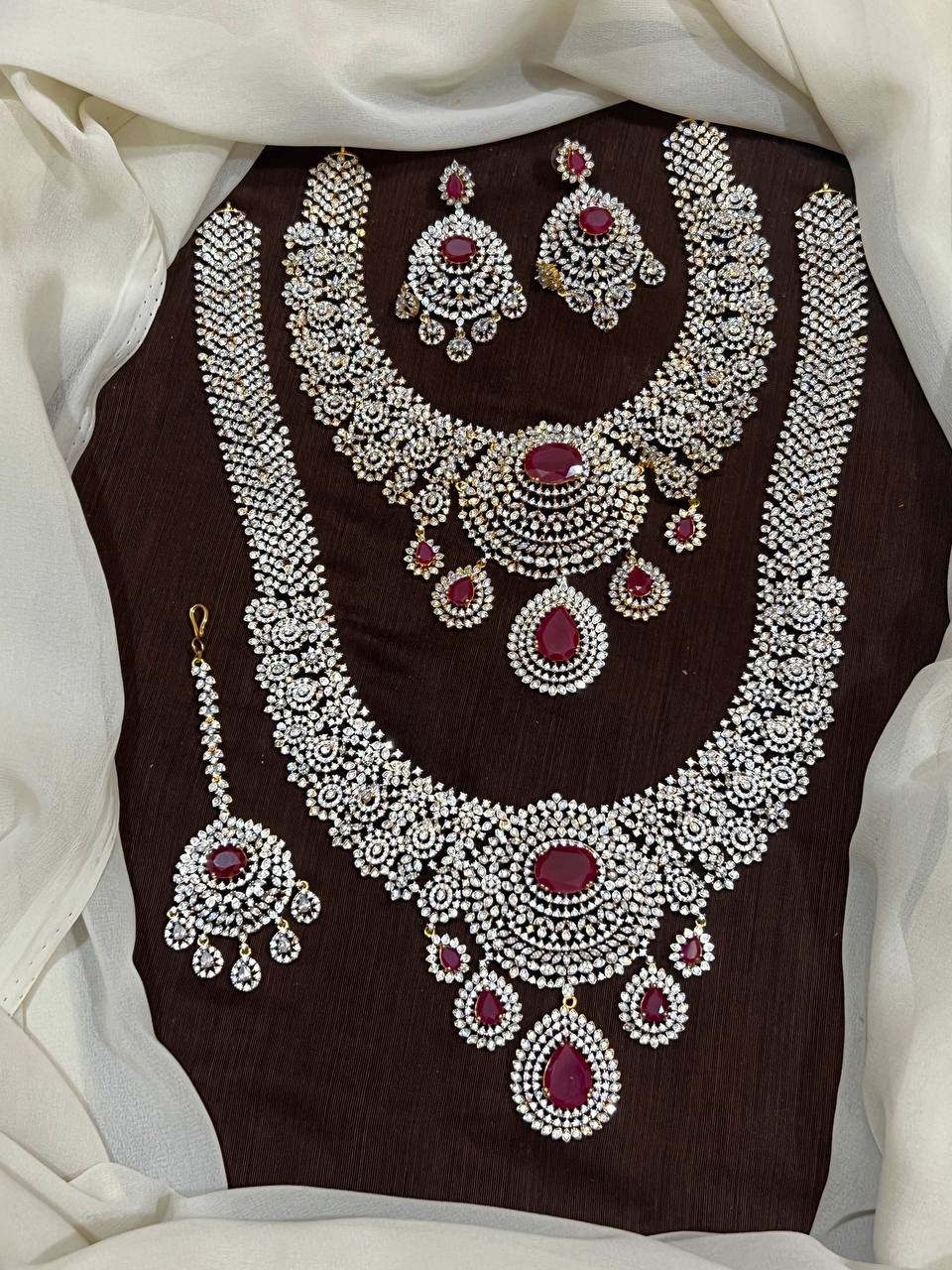 Daimond Bridal Set With Earrings and Tika - BR0067