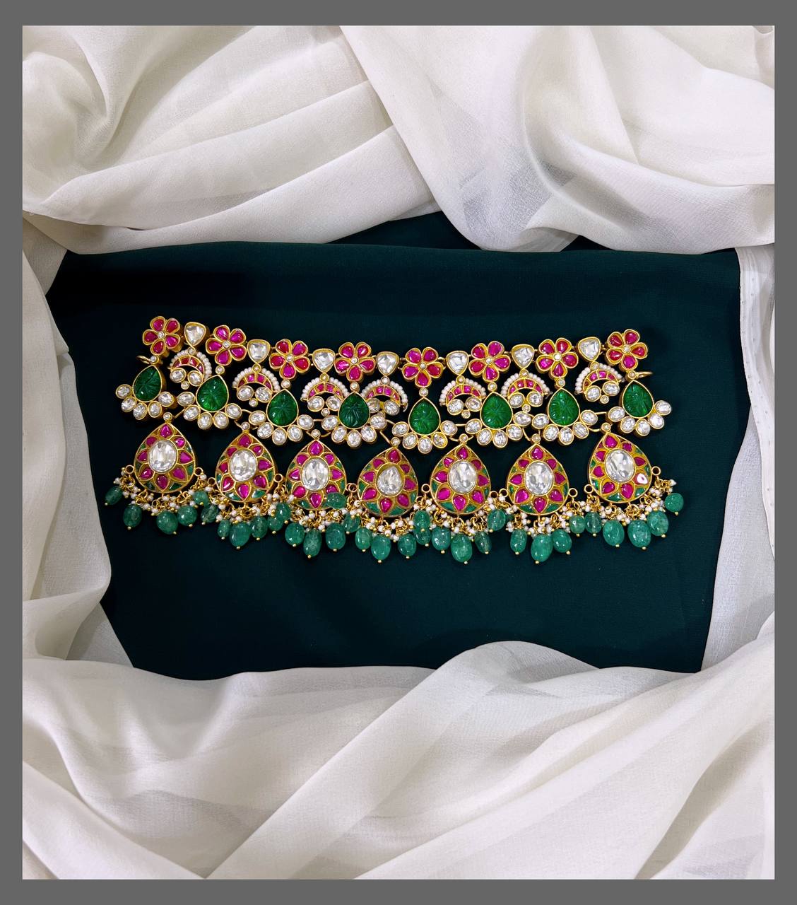 Jadau Mega Choker With Down Drops - KN00263