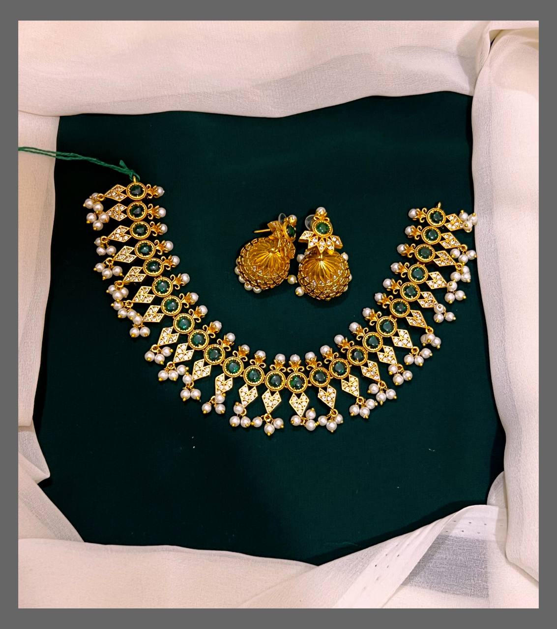 Beautiful Nakshi Necklace With Pearls - NN00405