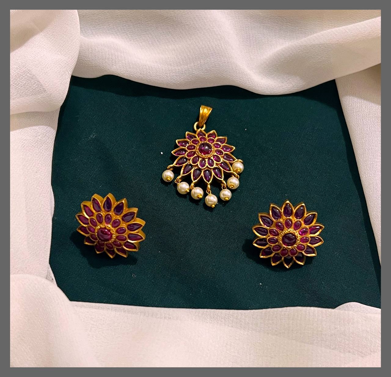 Flower Nakshi Pendent With Earrings - NP0063