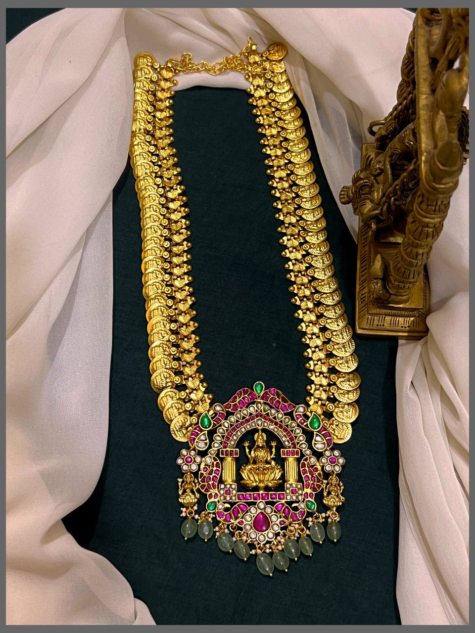 Rich Beauitful Lakshmi Pendant ith Kassu Haram in Kundan - KH00326