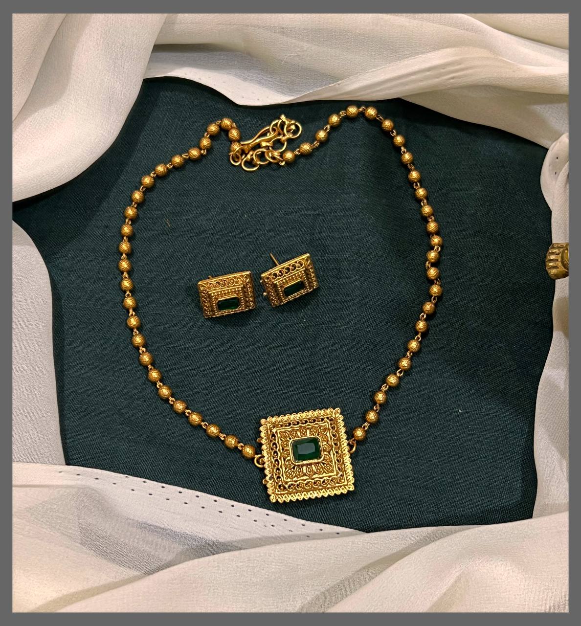 Gold Beads Necklace with Beautiful Emerald Pendant in Nakshi - PB00487