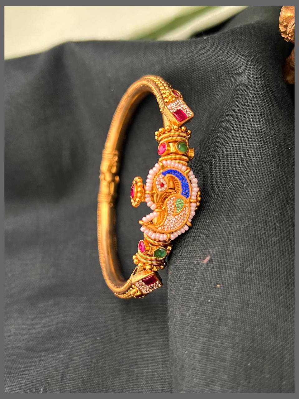 Peacock with Multi Colour Kadaga in Kundan - BG00590