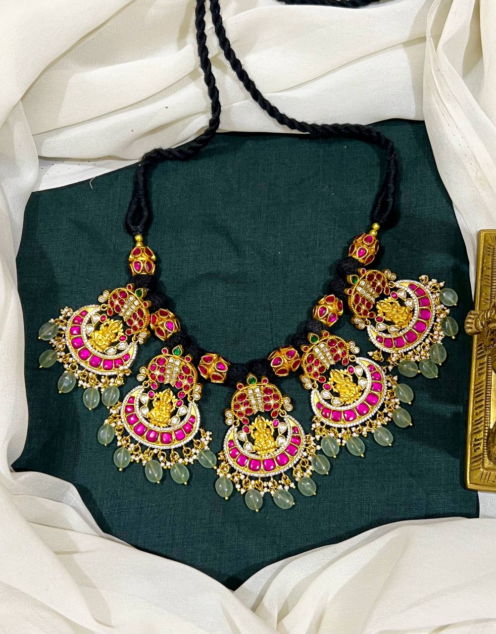 Lakshmi Jadau Pendant With Black Dori - BD00148
