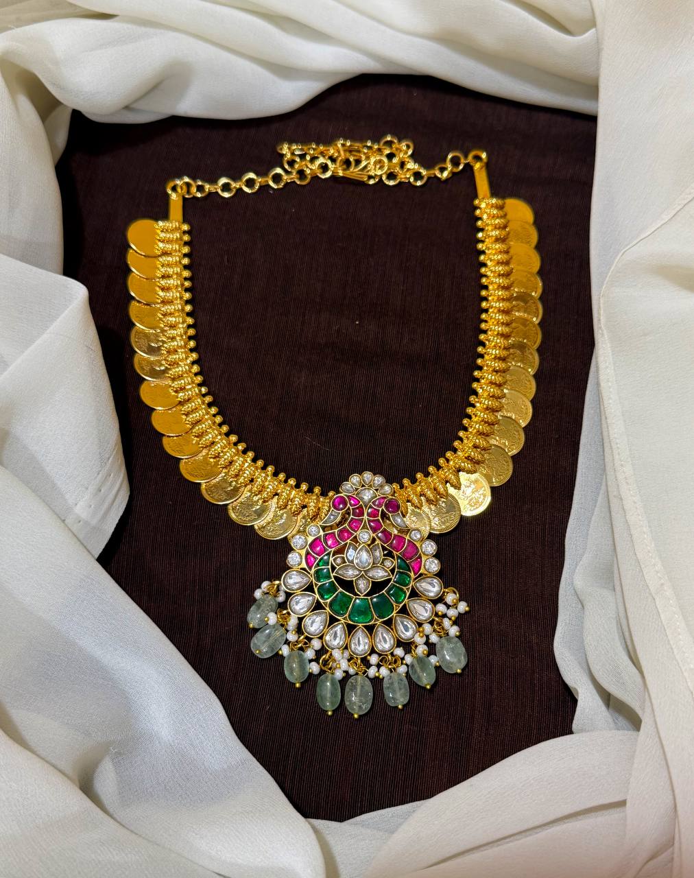 Kaasu Necklace with Jadau Pendant - KN00621