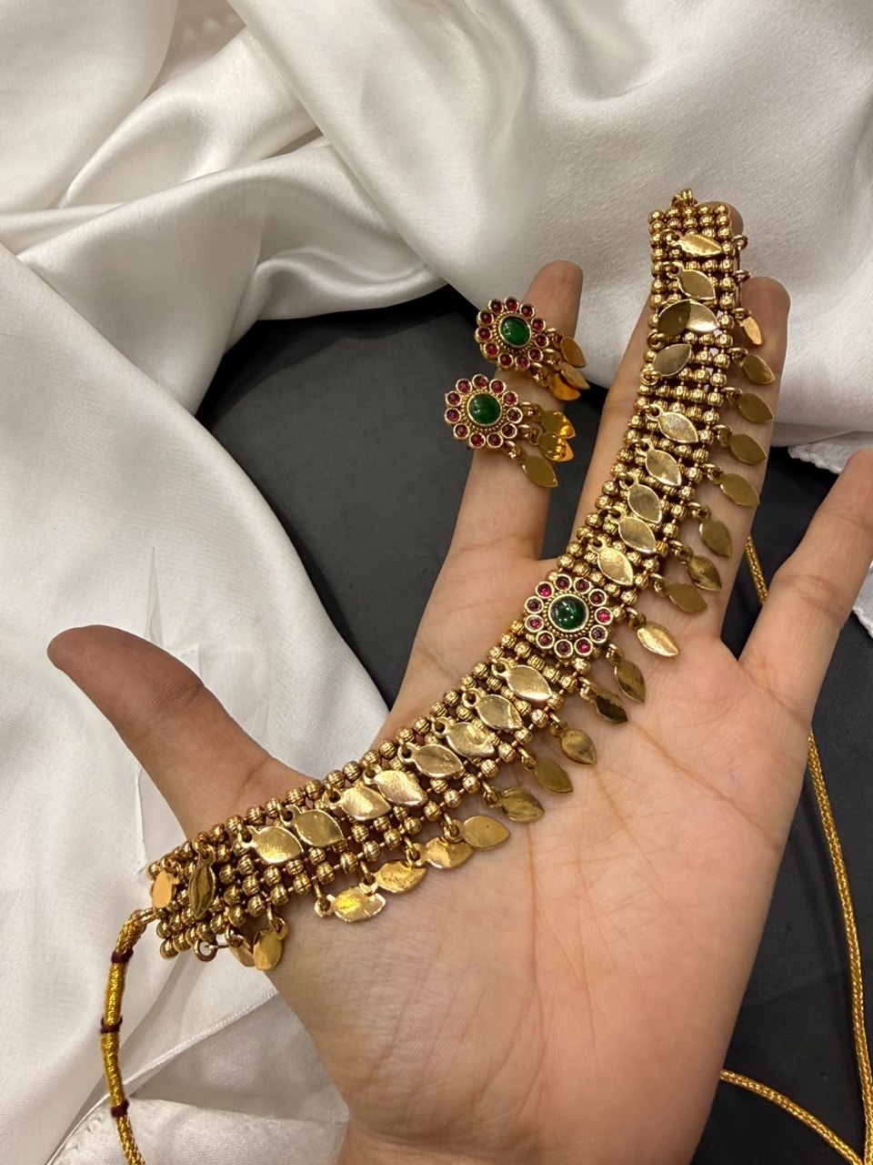 Nakshi Leaf Pattern Choker Wirh Earrings - NN0003