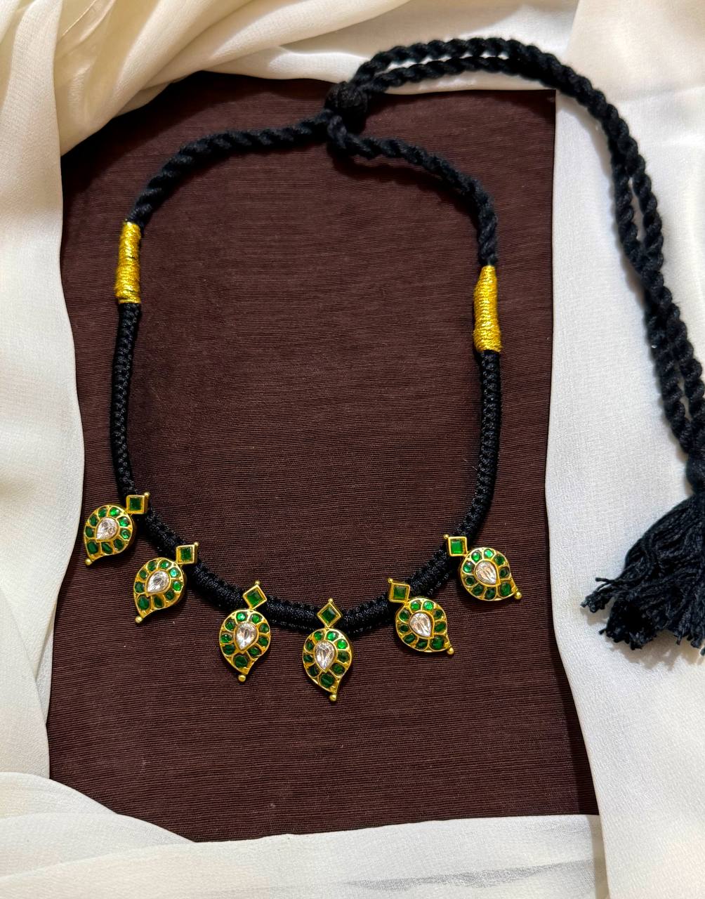 Jadau Mango Pendant Black Dori - BD00133