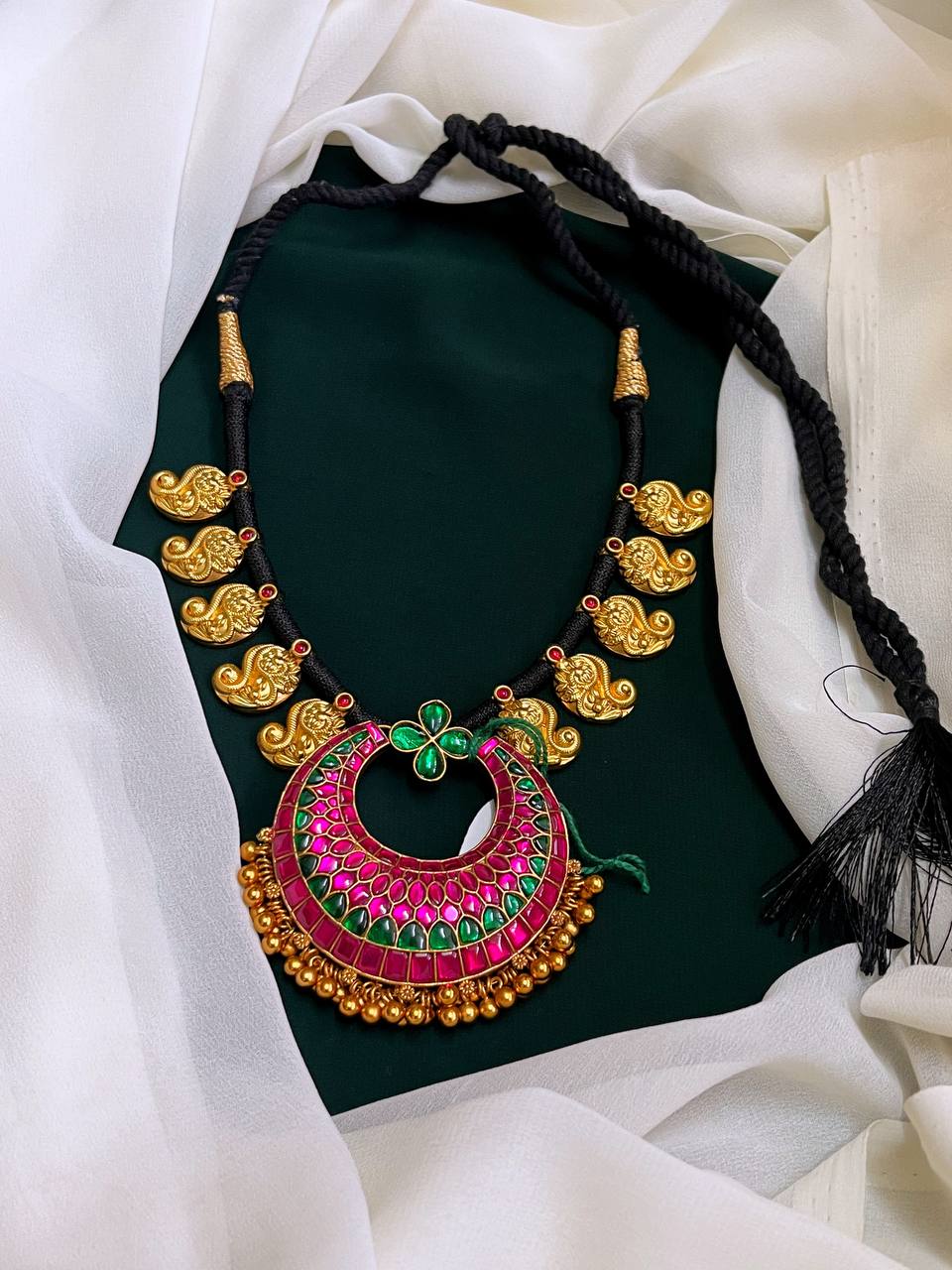 Black Dori with Moon kundan Penadant - BD009