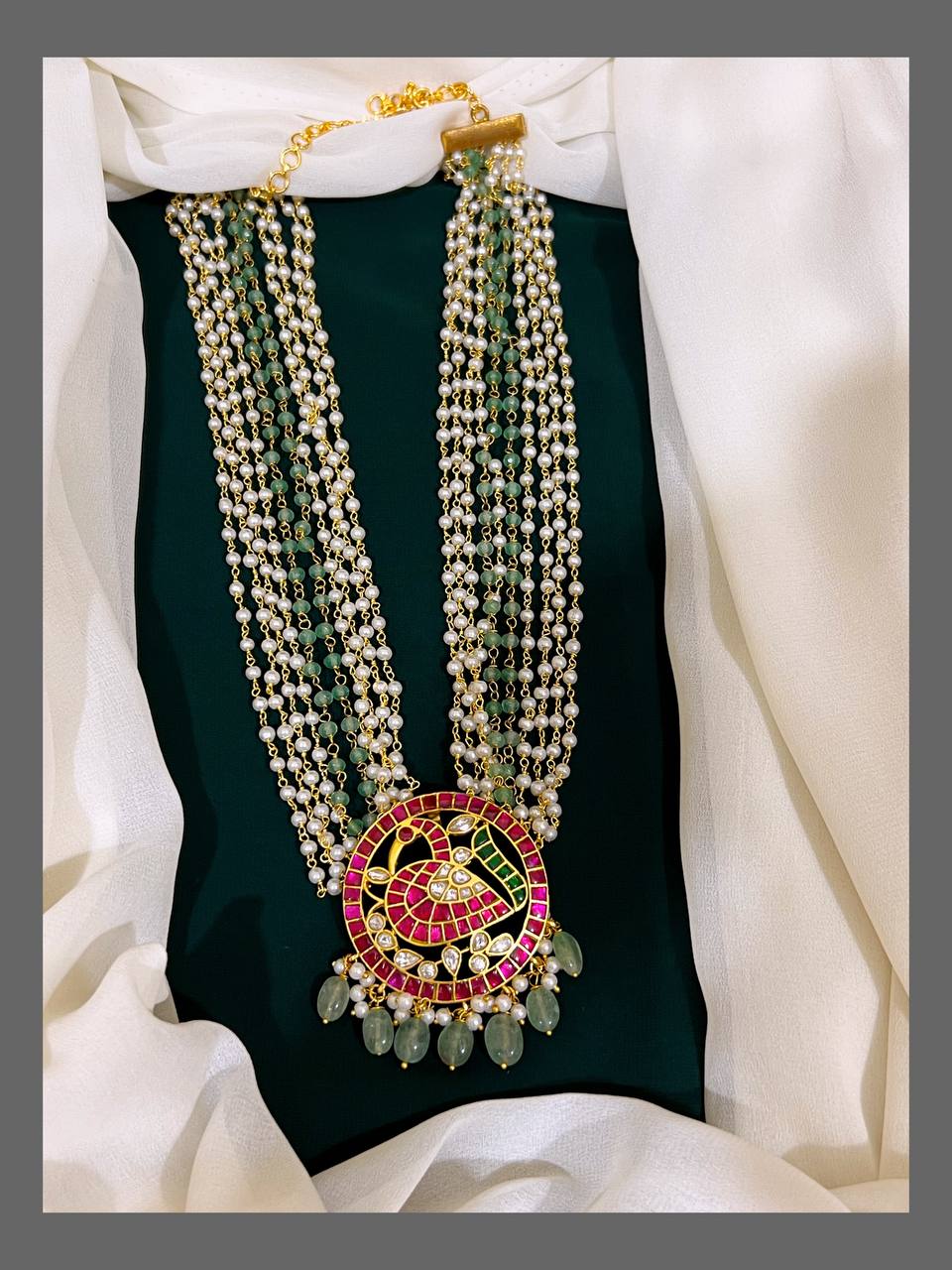 Swan Pearl Kundan Necklae - KN00345