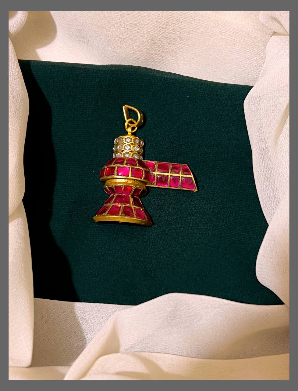 Shivaling Pendent In Kundan - KP00151