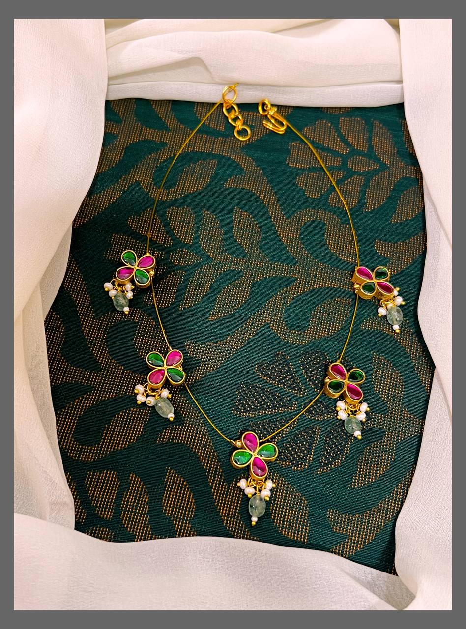 Invisible Chain With Multicolor Flower In Kundan - KN00435