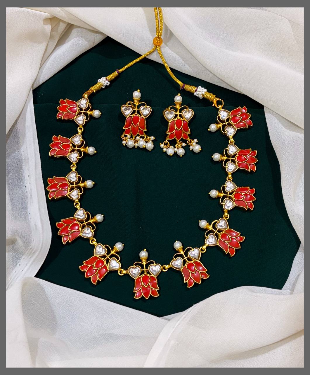 Beautiful Coral Lotus Necklace In Kundan - KN00446