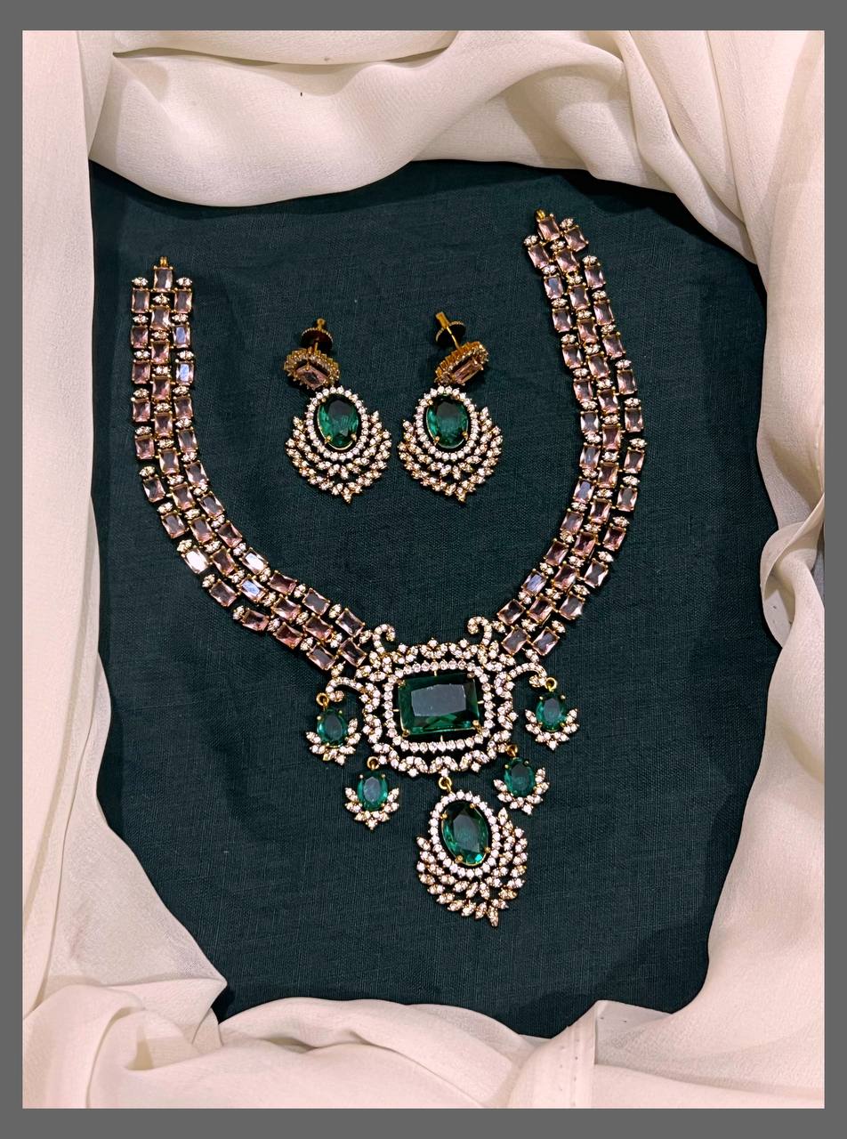 Elegant Victorian Necklace - VN00158