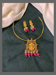 Elegant Lakshmi Pendant Chokar in Nakshi - NN00574