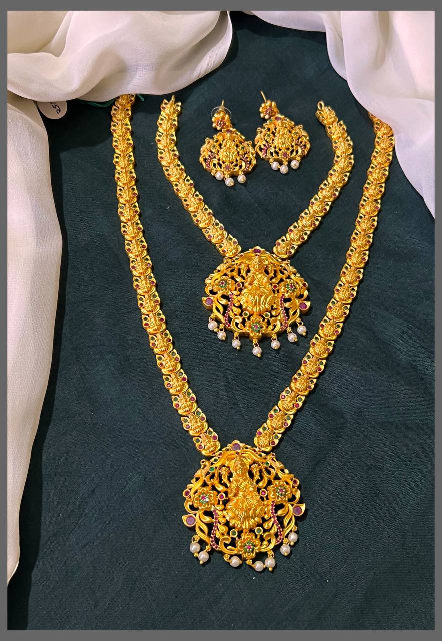 Small Lakshmi Chain with Lakshmi Pendant in Nakshi - BR0046